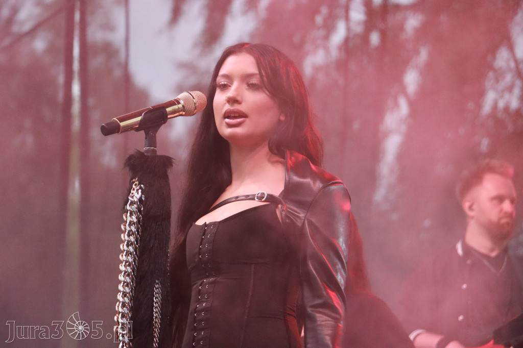 Fotorelacja II: Powitanie Wakacji i Viki Gabor w Poraju PIĄTEK cz. 2