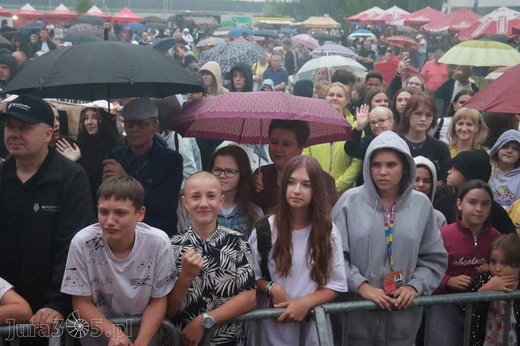 Fotorelacja II: Powitanie Wakacji i Viki Gabor w Poraju PIĄTEK cz. 2