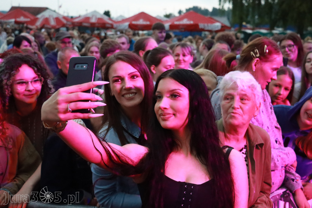 Fotorelacja II: Powitanie Wakacji i Viki Gabor w Poraju PIĄTEK cz. 2