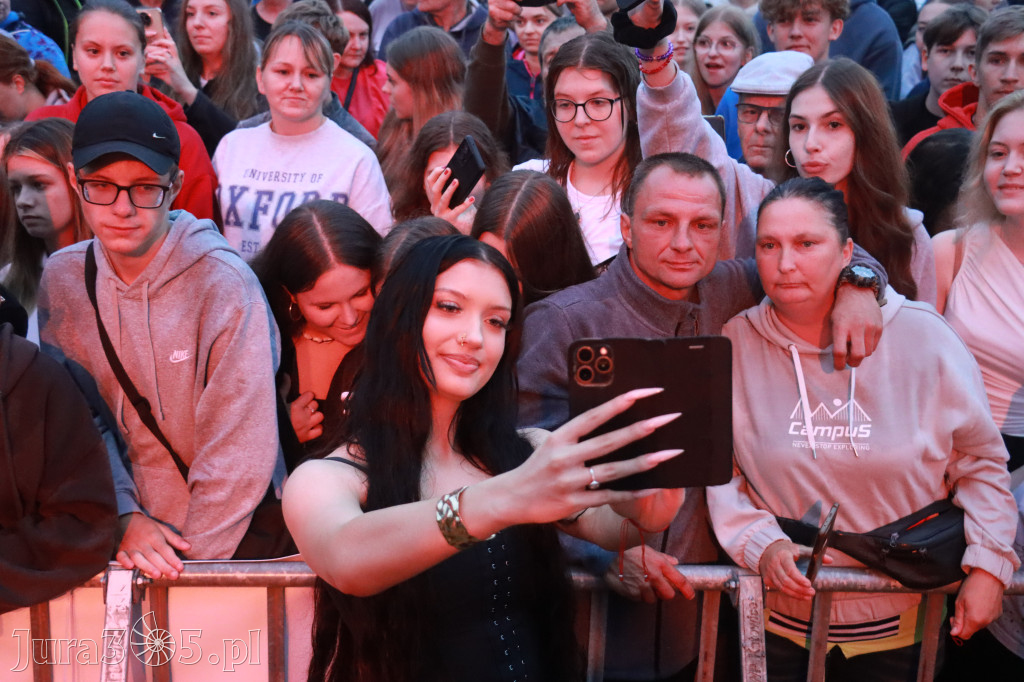 Fotorelacja II: Powitanie Wakacji i Viki Gabor w Poraju PIĄTEK cz. 2