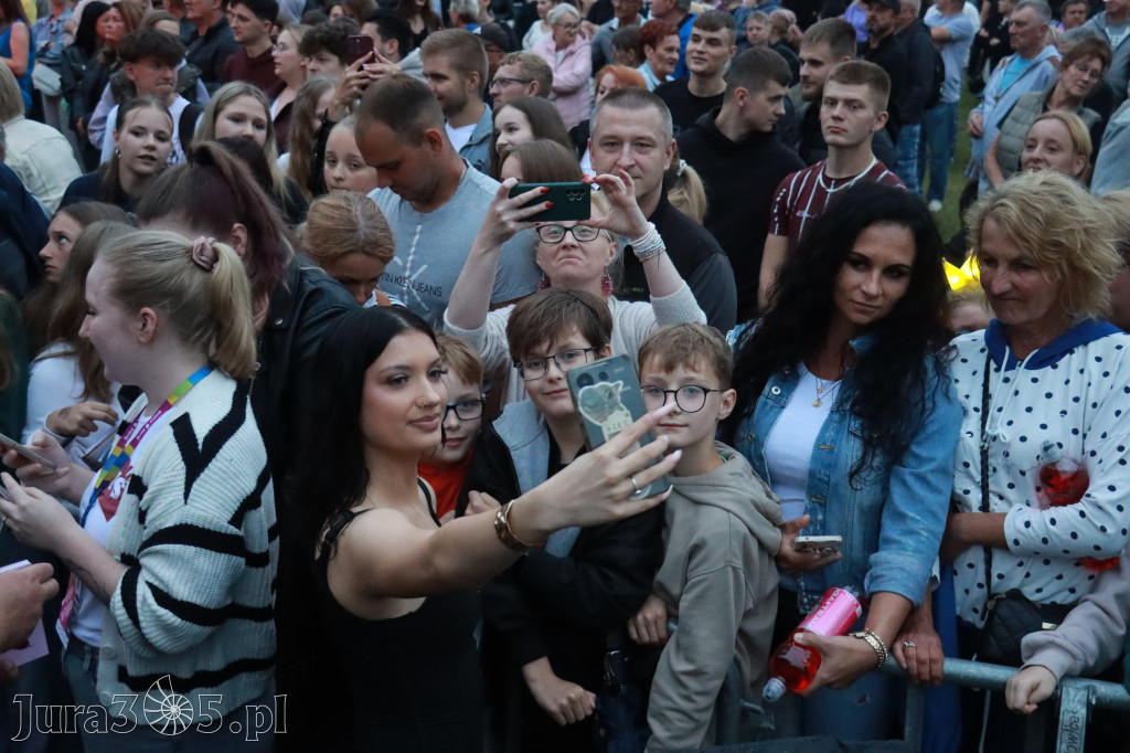 Fotorelacja II: Powitanie Wakacji i Viki Gabor w Poraju PIĄTEK cz. 2
