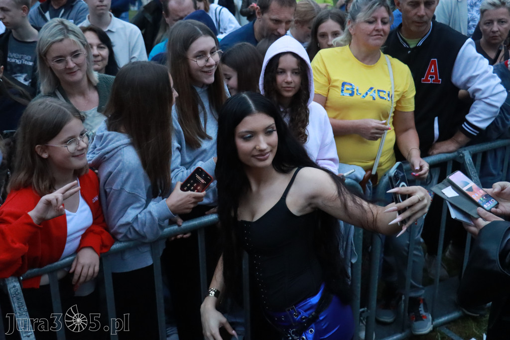 Fotorelacja II: Powitanie Wakacji i Viki Gabor w Poraju PIĄTEK cz. 2