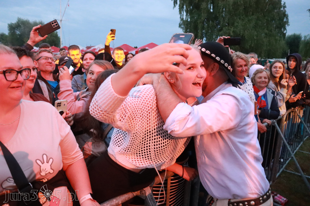 Fotorelacja III: Powitanie Wakacji - Baciary w Poraju - PIĄTEK cz. 3