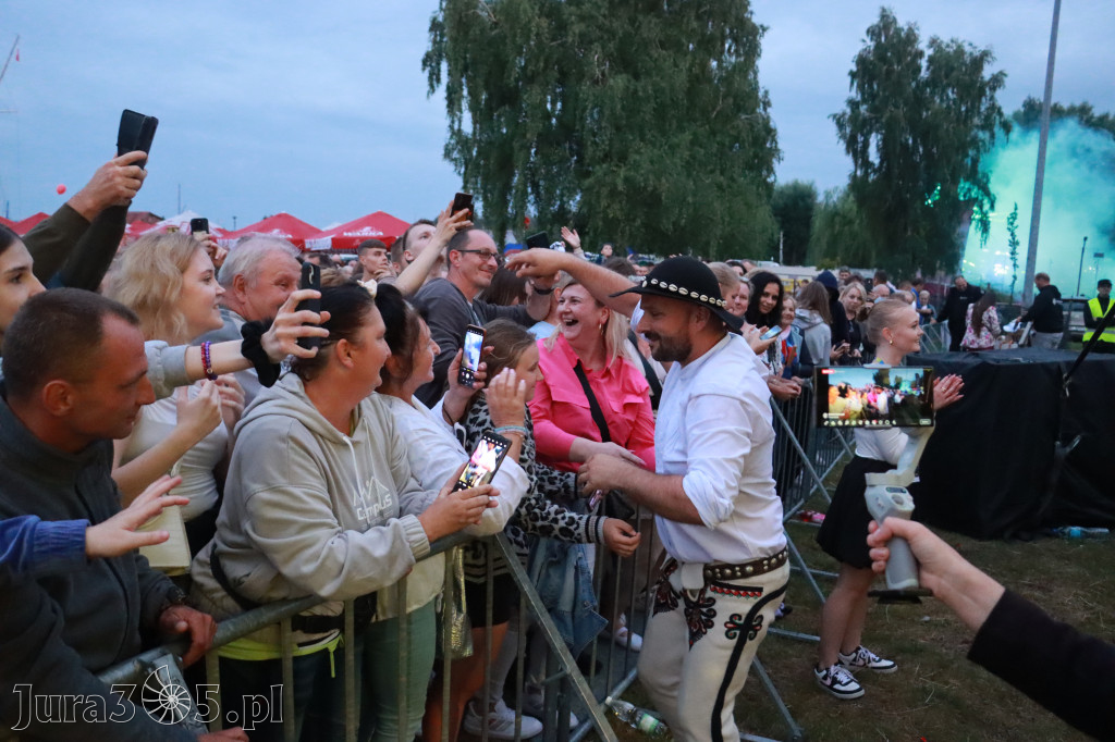 Fotorelacja III: Powitanie Wakacji - Baciary w Poraju - PIĄTEK cz. 3