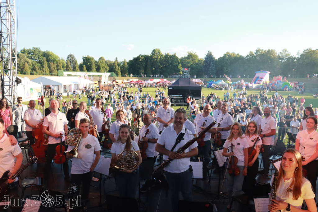 Fotorelacja II: 110 lat Miasta Zawiercie - The Unity  i Orkiestra Filharmonii Jurajskiej