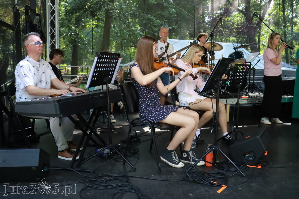 Fotorelacja VIII: Piknik w Parku Miejskim na zakończenie Dni Zawiercia
