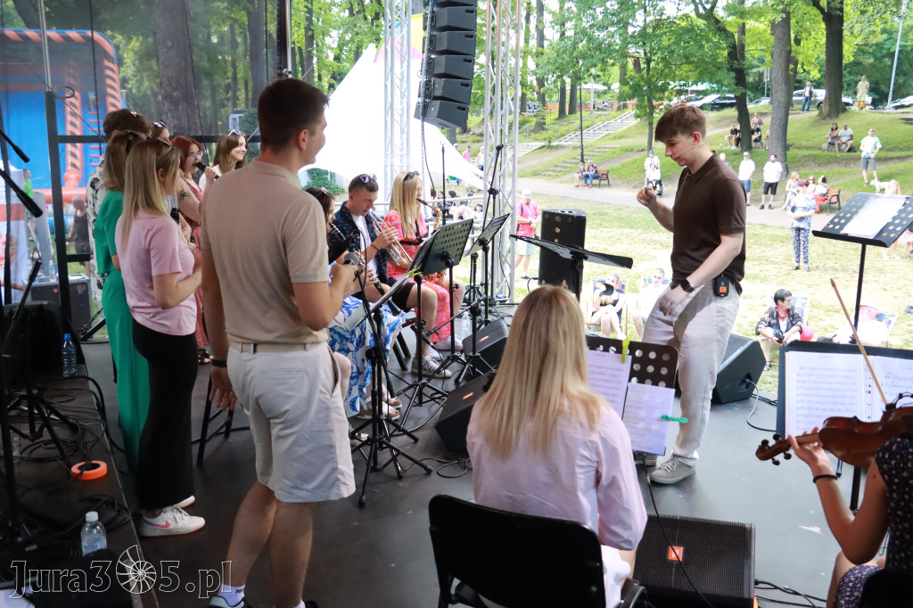 Fotorelacja VIII: Piknik w Parku Miejskim na zakończenie Dni Zawiercia