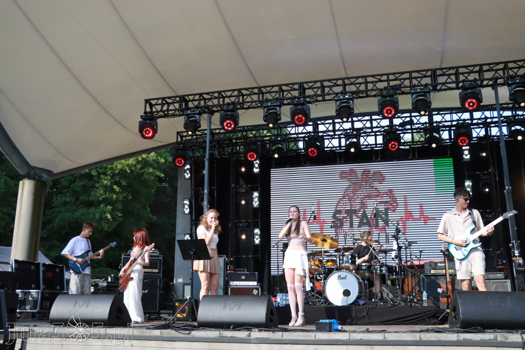 Fotorelacja IV: 75 lat Miasta Myszkowa - Koncert zespołu Stan Krytyczny