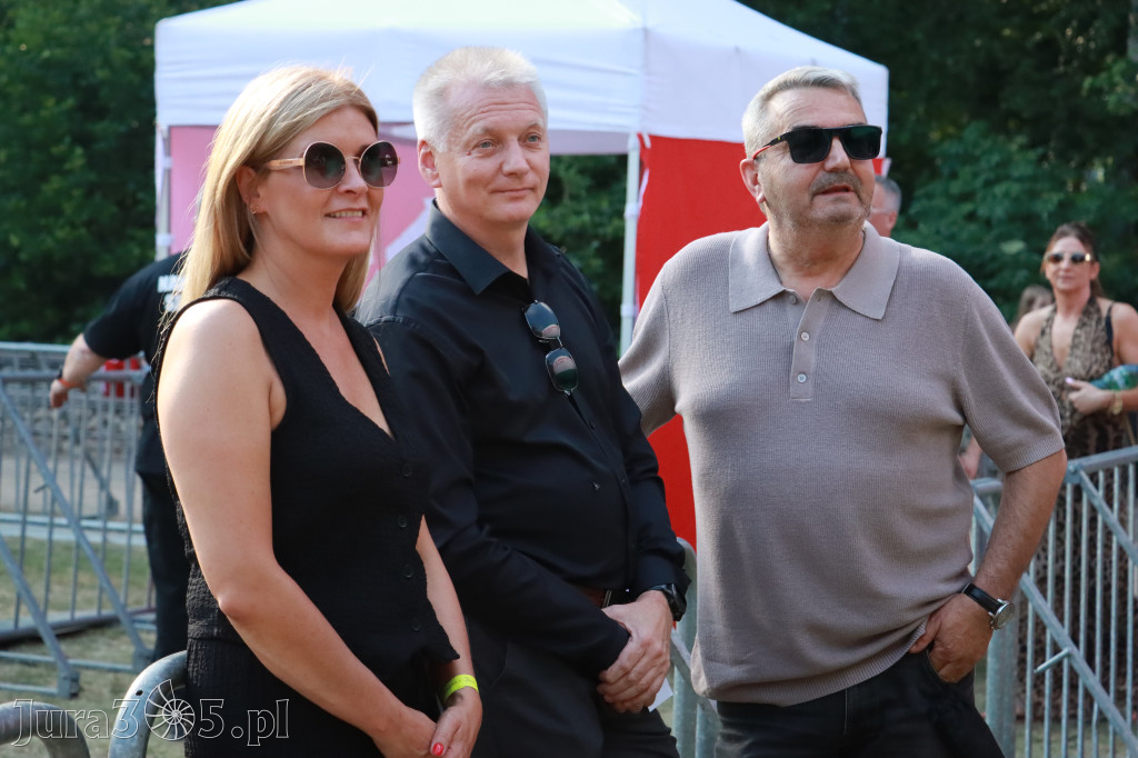 Fotorelacja IV: 75 lat Miasta Myszkowa - Koncert zespołu Stan Krytyczny