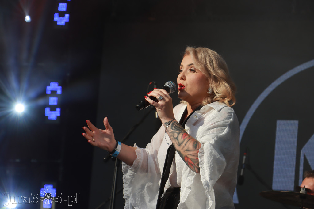 Fotorelacja V: 75 lat Miasta Myszkowa - Koncert zespołu Kardamon