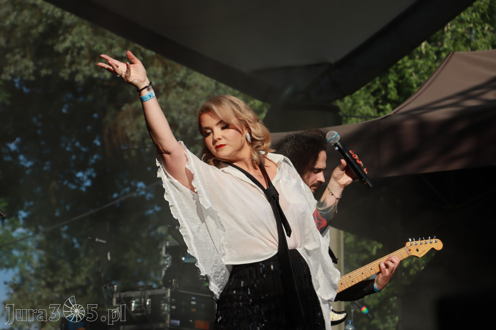 Fotorelacja V: 75 lat Miasta Myszkowa - Koncert zespołu Kardamon