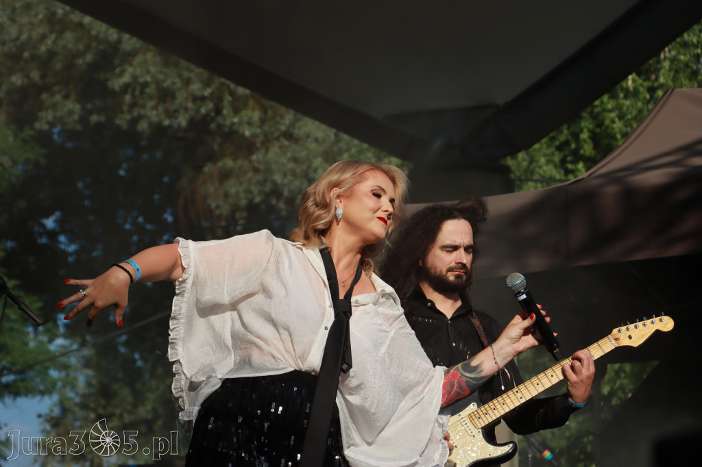 Fotorelacja V: 75 lat Miasta Myszkowa - Koncert zespołu Kardamon
