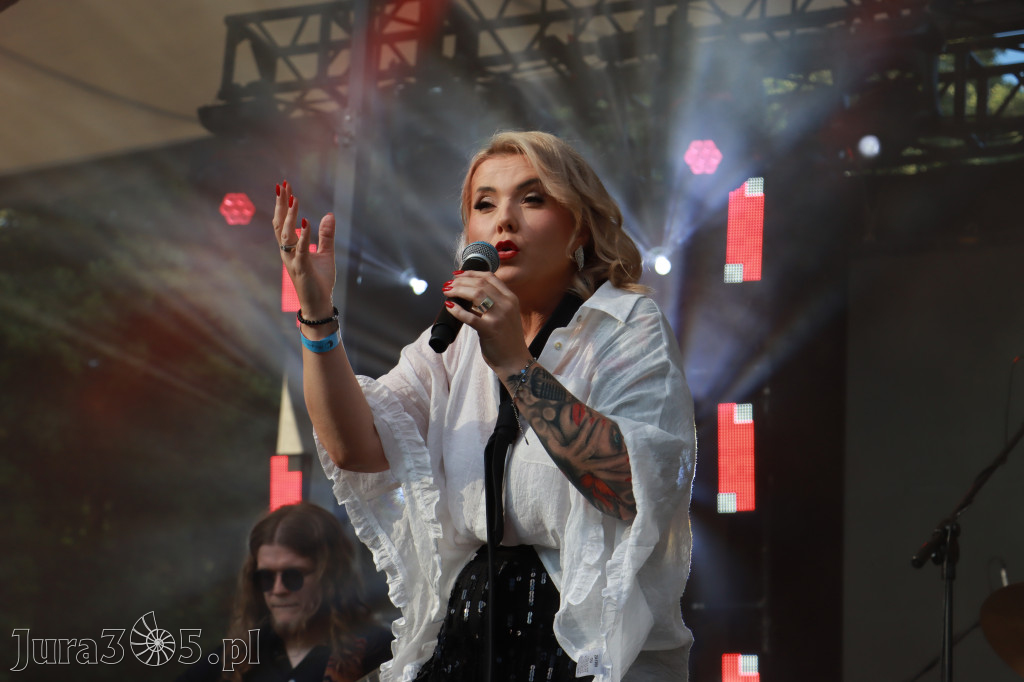 Fotorelacja V: 75 lat Miasta Myszkowa - Koncert zespołu Kardamon