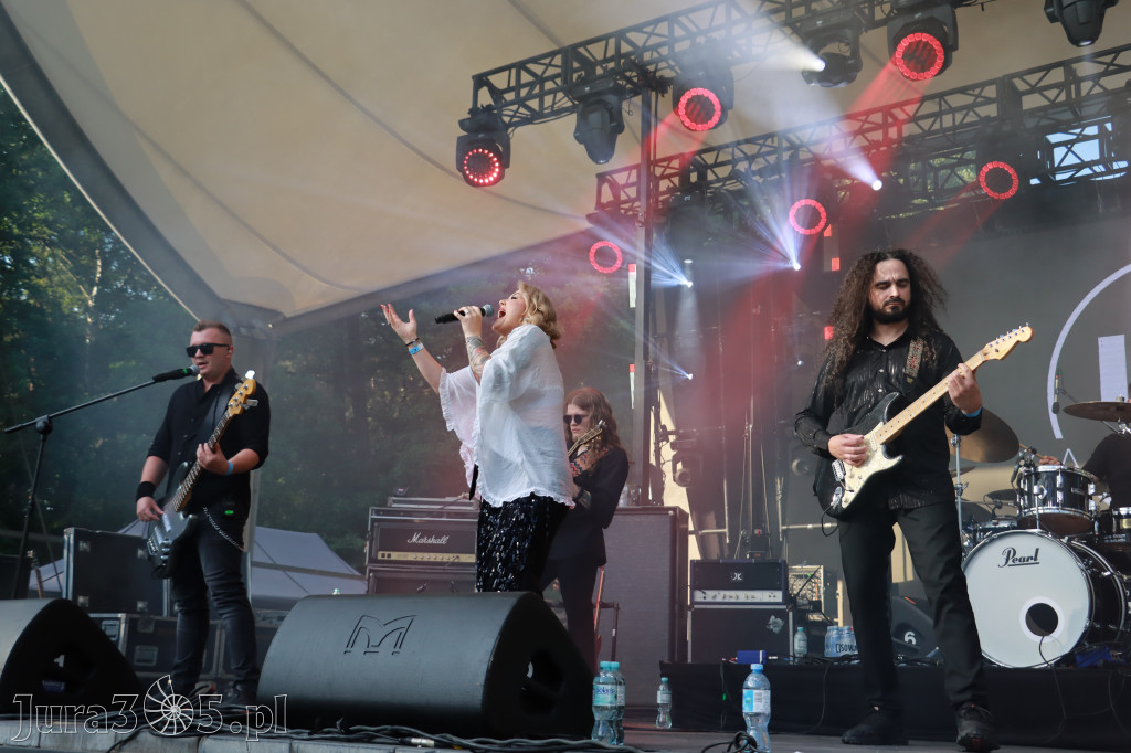 Fotorelacja V: 75 lat Miasta Myszkowa - Koncert zespołu Kardamon