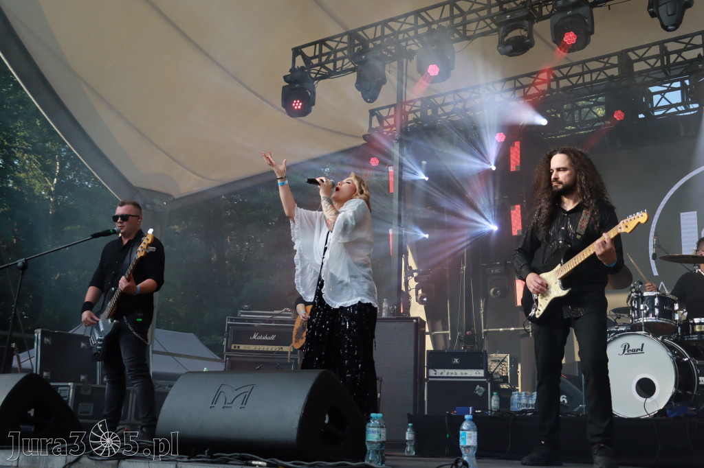 Fotorelacja V: 75 lat Miasta Myszkowa - Koncert zespołu Kardamon