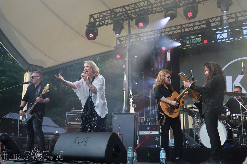 Fotorelacja V: 75 lat Miasta Myszkowa - Koncert zespołu Kardamon