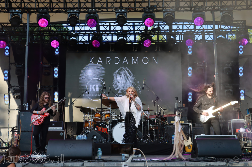 Fotorelacja V: 75 lat Miasta Myszkowa - Koncert zespołu Kardamon