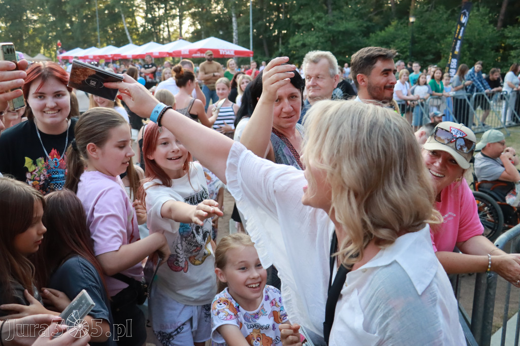 Fotorelacja V: 75 lat Miasta Myszkowa - Koncert zespołu Kardamon