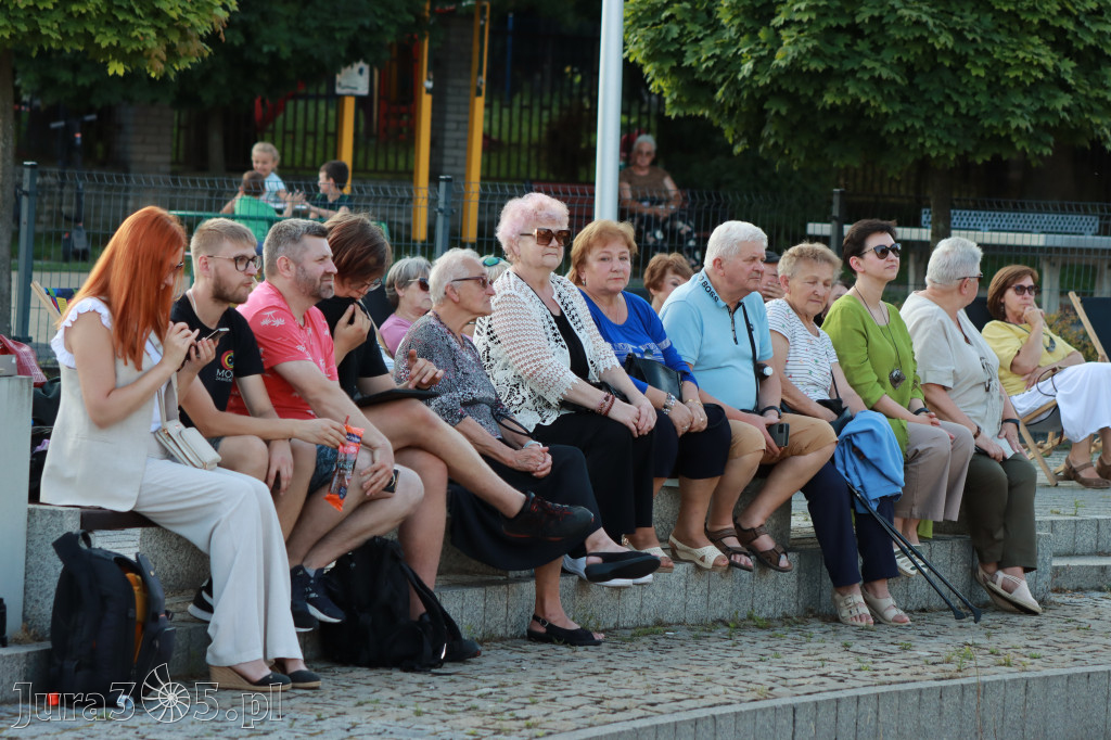 Fotorelacja: Koncertu z Zadęciem w Zawierciu Kromołowie