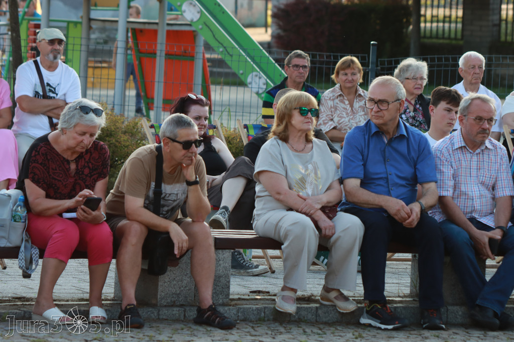 Fotorelacja: Koncertu z Zadęciem w Zawierciu Kromołowie