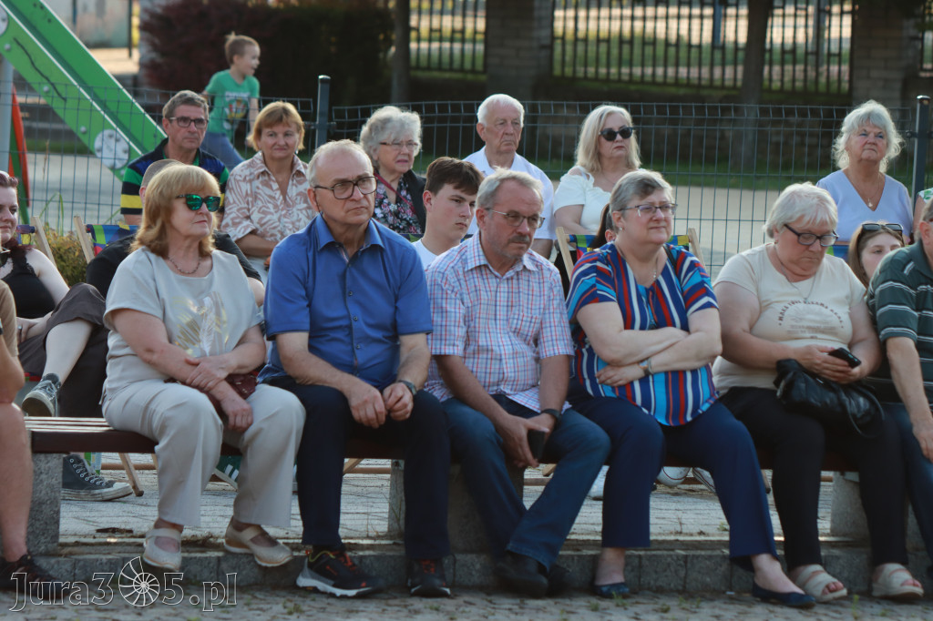 Fotorelacja: Koncertu z Zadęciem w Zawierciu Kromołowie
