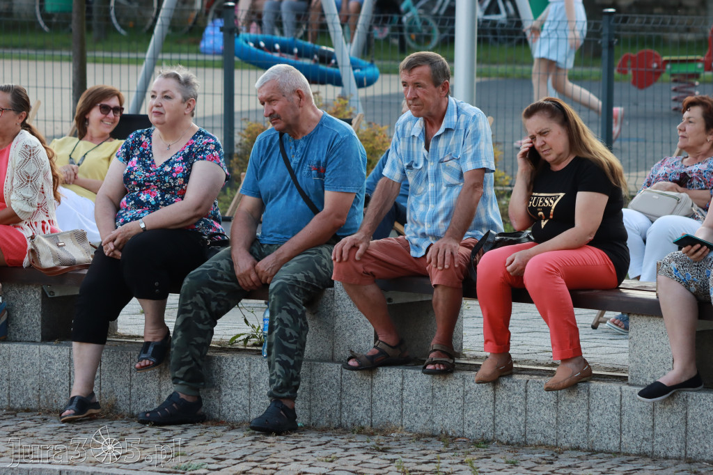 Fotorelacja: Koncertu z Zadęciem w Zawierciu Kromołowie