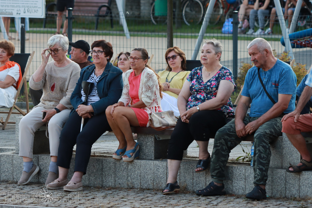 Fotorelacja: Koncertu z Zadęciem w Zawierciu Kromołowie
