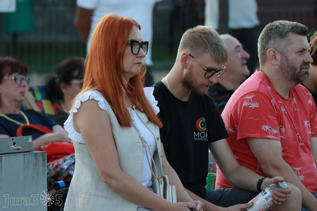 Fotorelacja: Koncertu z Zadęciem w Zawierciu Kromołowie