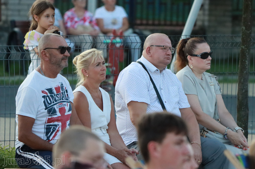 Fotorelacja: Koncertu z Zadęciem w Zawierciu Kromołowie