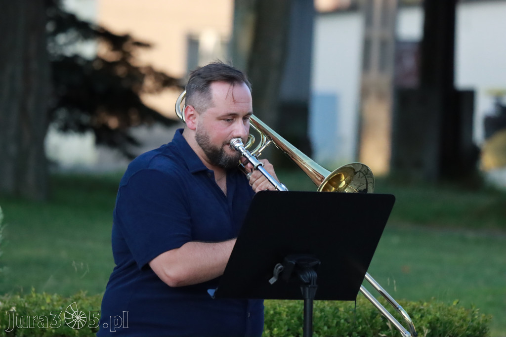 Fotorelacja: Koncertu z Zadęciem w Zawierciu Kromołowie