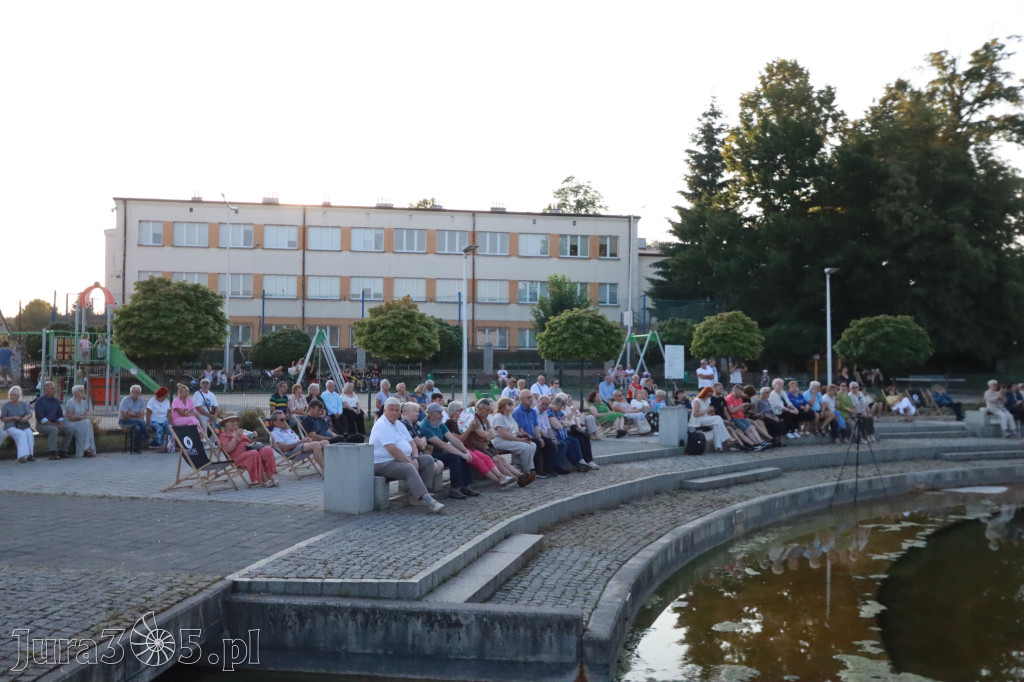 Fotorelacja: Koncertu z Zadęciem w Zawierciu Kromołowie