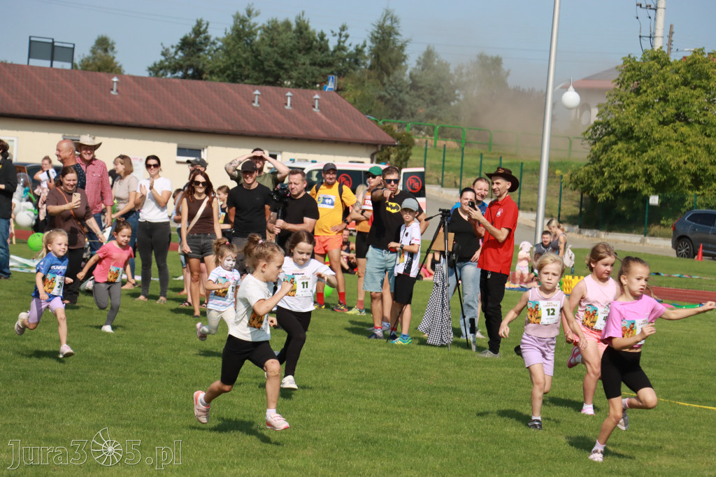 Fotorelacja I: Bieg z małego kopytka i Bieg z młodego galopu - Festiwal z Kopyta w Gniazdowie
