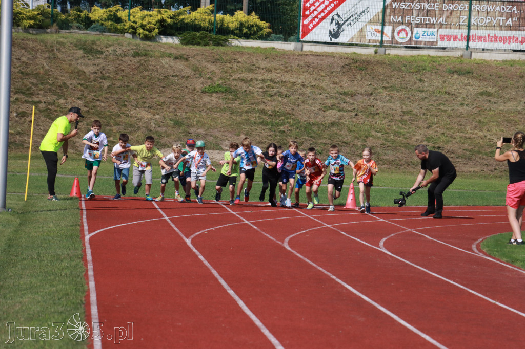 Fotorelacja I: Bieg z małego kopytka i Bieg z młodego galopu - Festiwal z Kopyta w Gniazdowie