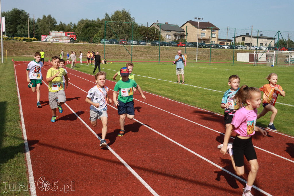 Fotorelacja I: Bieg z małego kopytka i Bieg z młodego galopu - Festiwal z Kopyta w Gniazdowie