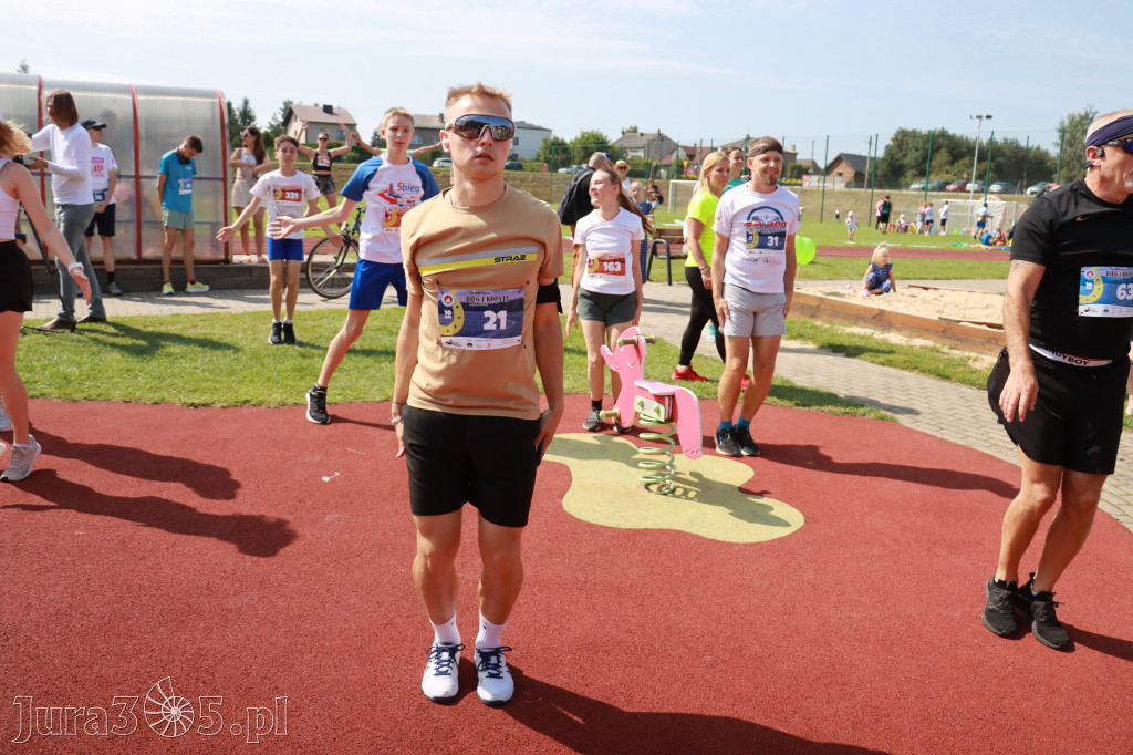 Fotorelacja II: Bieg z Kopyta - rozgrzewka. Festiwal z Kopyta w Gniazdowie