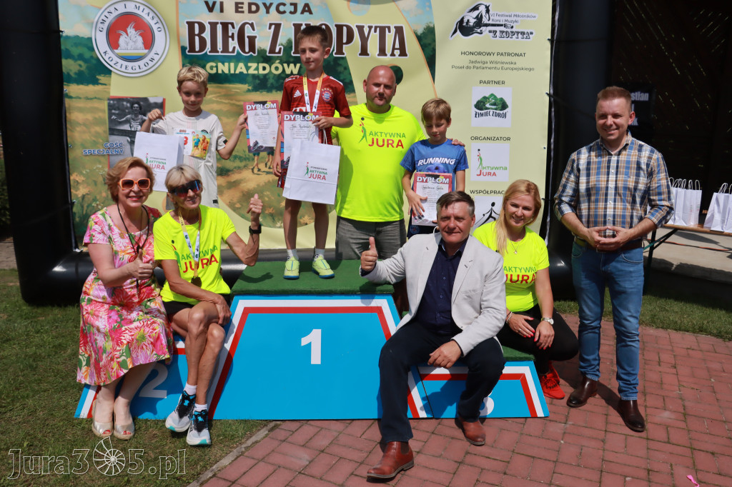 Fotorelacja IV: Dekoracje - Bieg z małego kopytka, młodego galopu, Bieg z Kopyta - Festiwal z Kopyta 2025