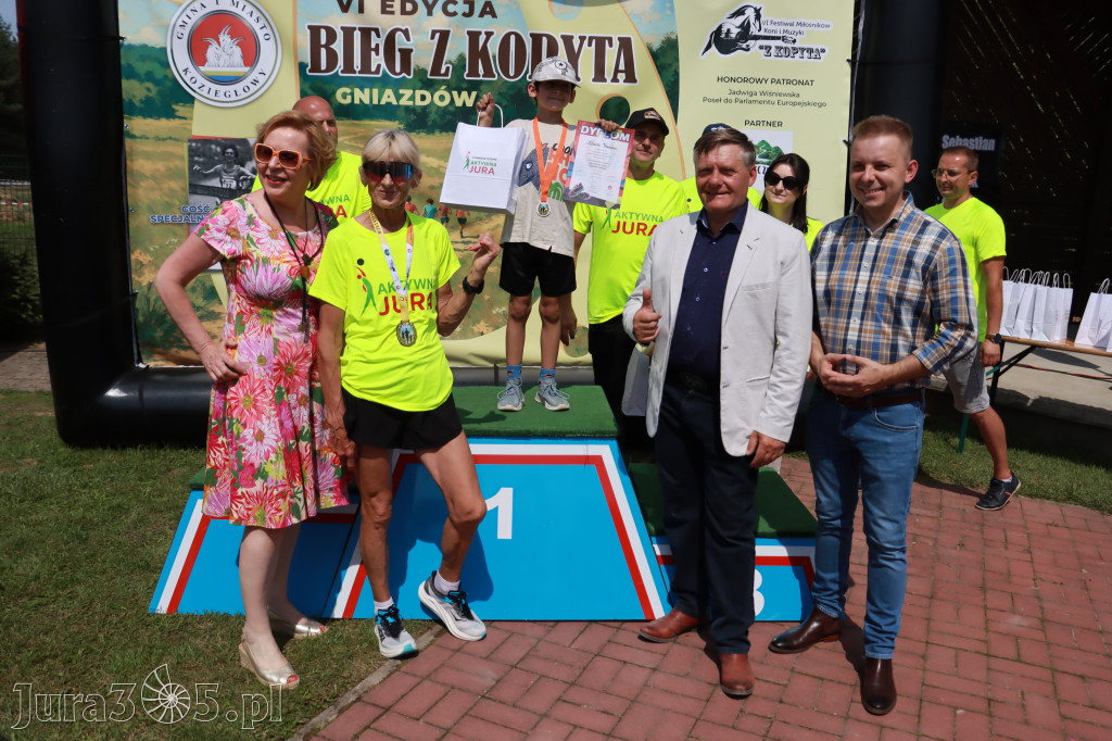 Fotorelacja IV: Dekoracje - Bieg z małego kopytka, młodego galopu, Bieg z Kopyta - Festiwal z Kopyta 2025