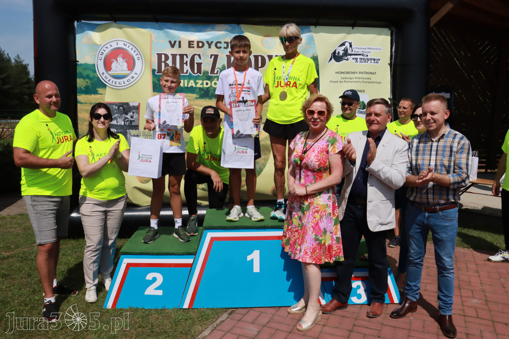 Fotorelacja IV: Dekoracje - Bieg z małego kopytka, młodego galopu, Bieg z Kopyta - Festiwal z Kopyta 2025