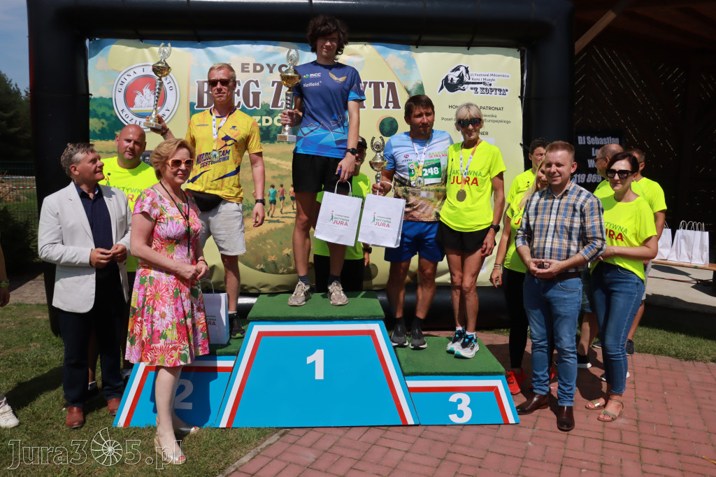 Fotorelacja IV: Dekoracje - Bieg z małego kopytka, młodego galopu, Bieg z Kopyta - Festiwal z Kopyta 2025