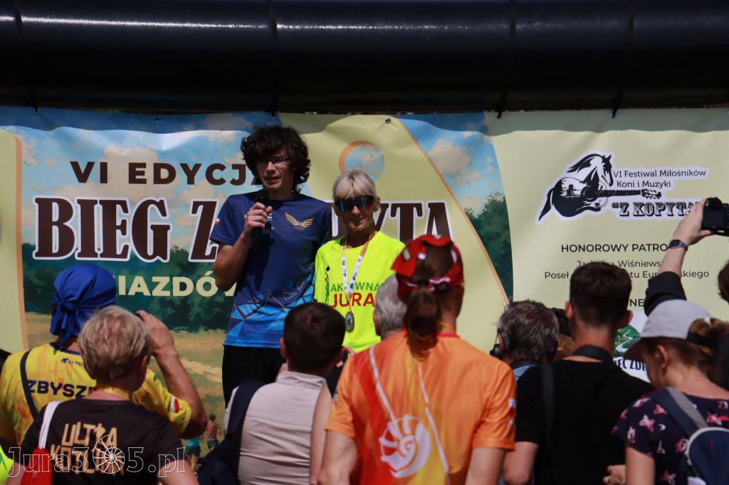 Fotorelacja IV: Dekoracje - Bieg z małego kopytka, młodego galopu, Bieg z Kopyta - Festiwal z Kopyta 2025