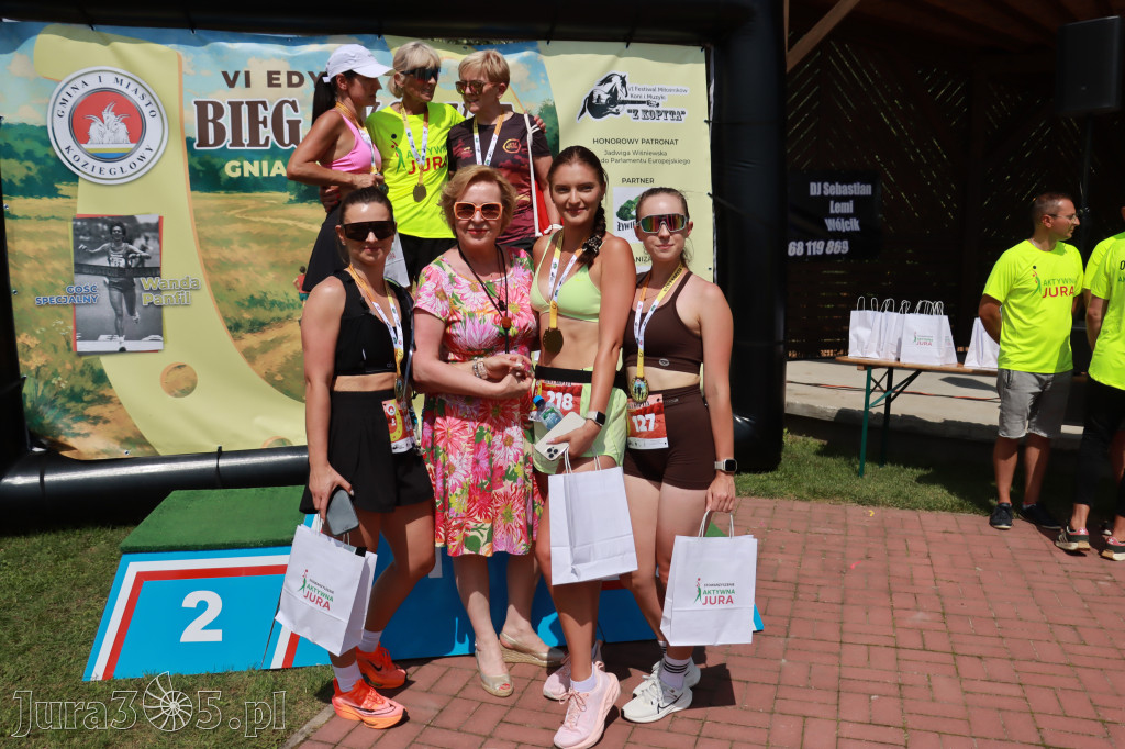 Fotorelacja IV: Dekoracje - Bieg z małego kopytka, młodego galopu, Bieg z Kopyta - Festiwal z Kopyta 2025