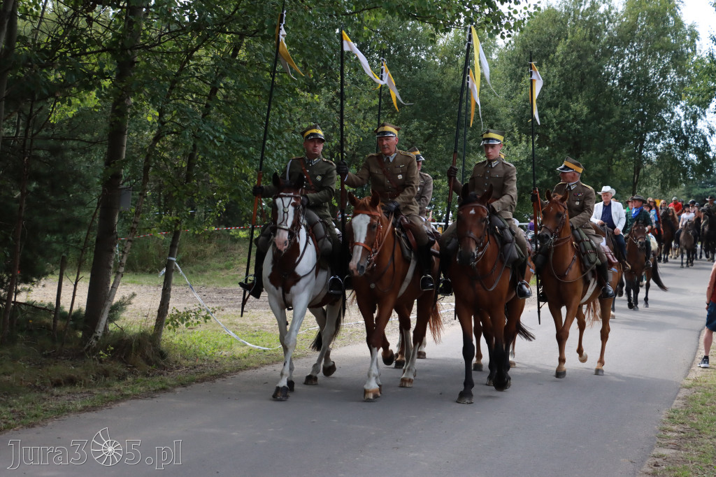 Fotorelacja VI: Parada Konna i MOTO LEGENDY - Festiwal z Kopyta w Gniazdowie