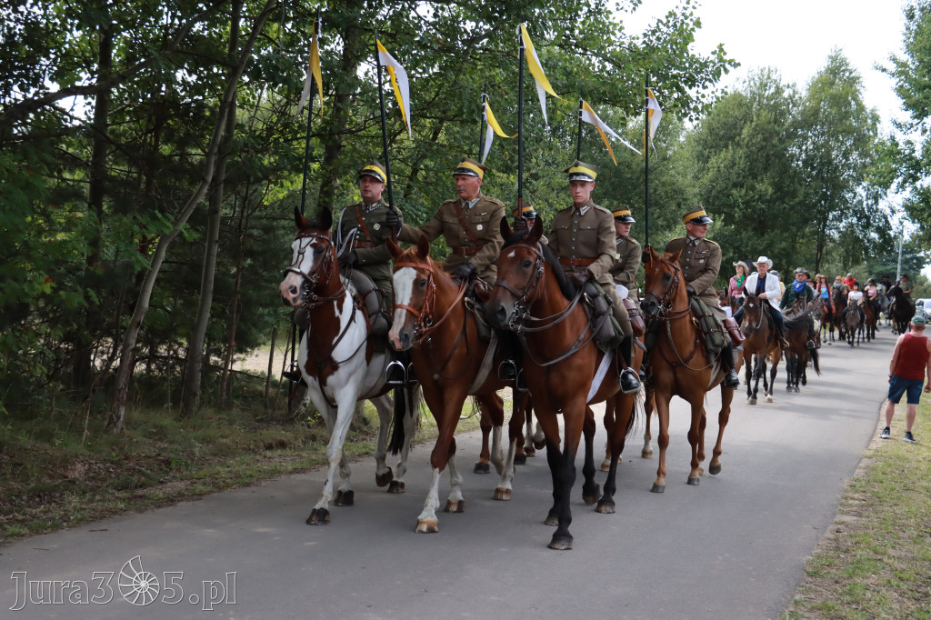 Fotorelacja VI: Parada Konna i MOTO LEGENDY - Festiwal z Kopyta w Gniazdowie