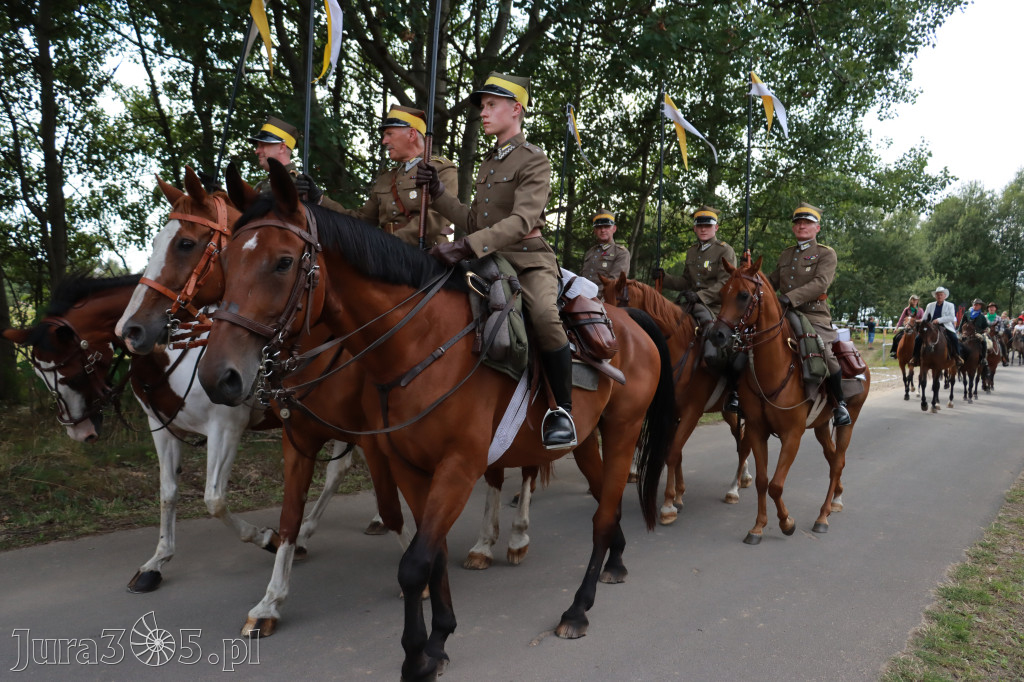 Fotorelacja VI: Parada Konna i MOTO LEGENDY - Festiwal z Kopyta w Gniazdowie