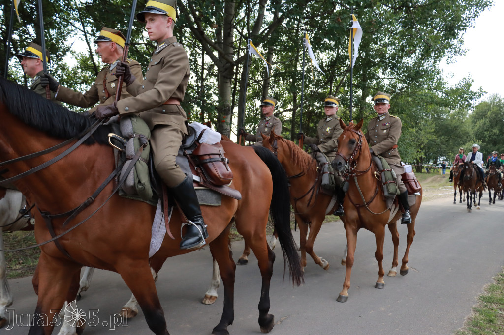 Fotorelacja VI: Parada Konna i MOTO LEGENDY - Festiwal z Kopyta w Gniazdowie