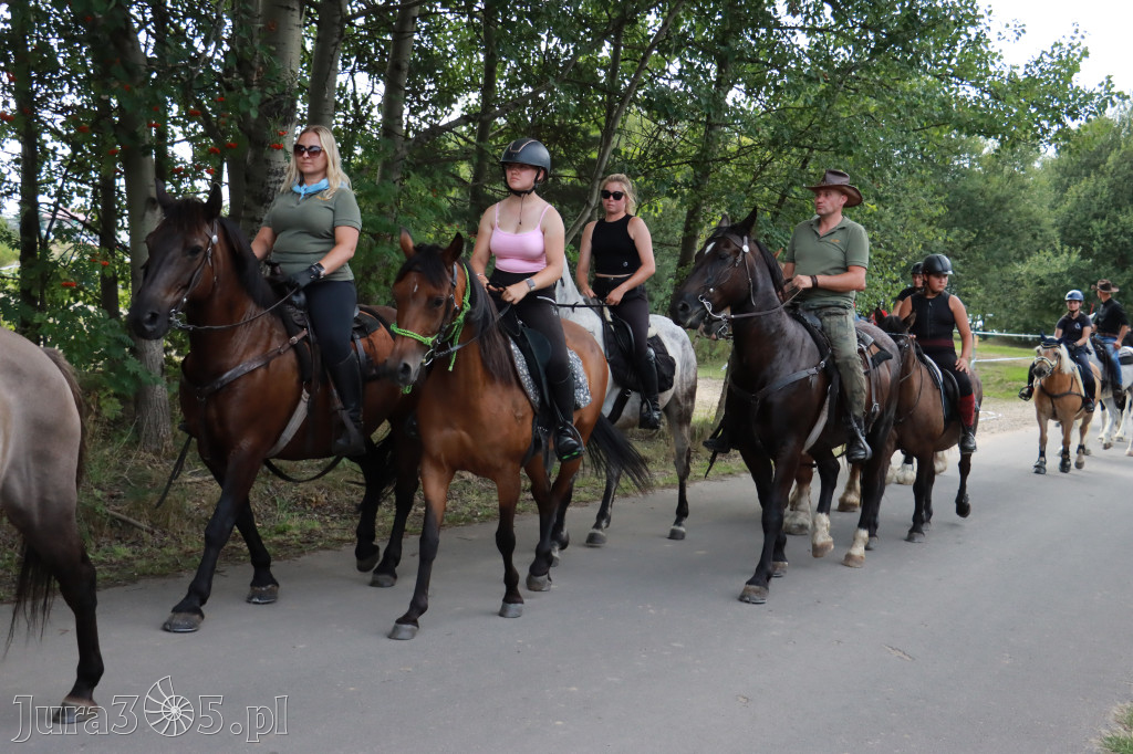 Fotorelacja VI: Parada Konna i MOTO LEGENDY - Festiwal z Kopyta w Gniazdowie