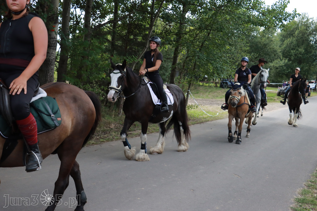 Fotorelacja VI: Parada Konna i MOTO LEGENDY - Festiwal z Kopyta w Gniazdowie