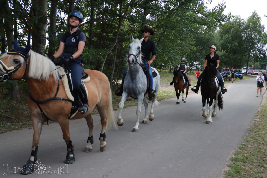 Fotorelacja VI: Parada Konna i MOTO LEGENDY - Festiwal z Kopyta w Gniazdowie