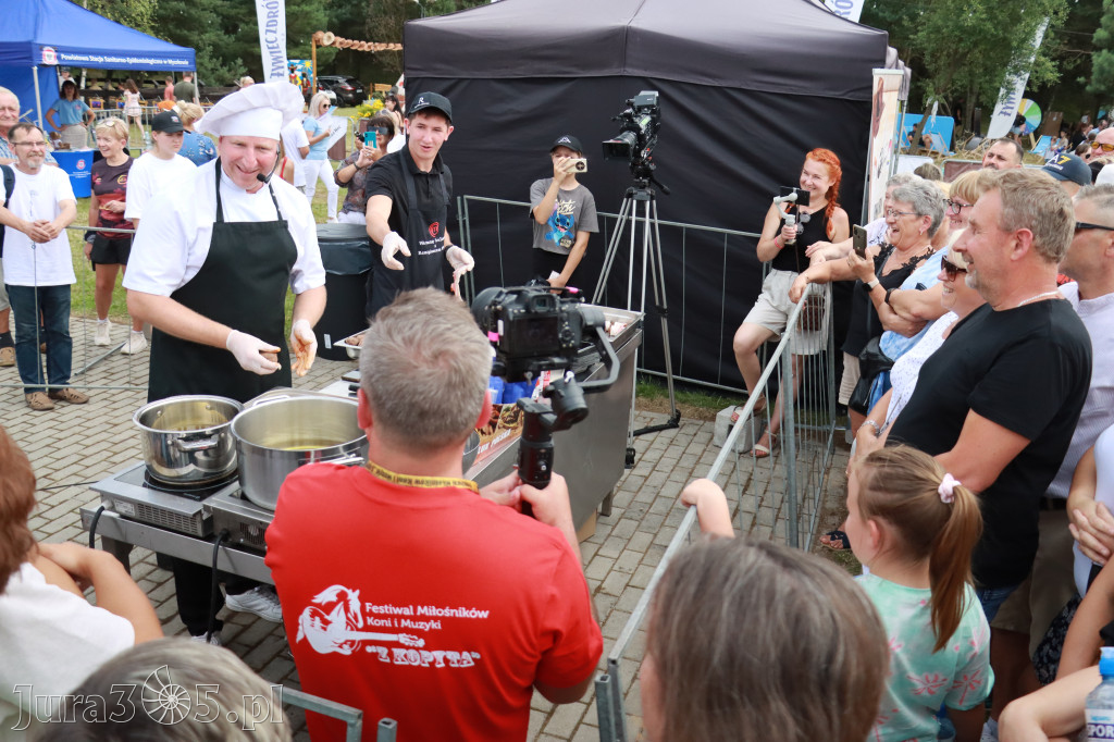 Fotorelacja VII: Rączka Gotuje i konkurs Najsmaczniejsze Kopytka - Festiwal z Kopyta w Gniazdowie