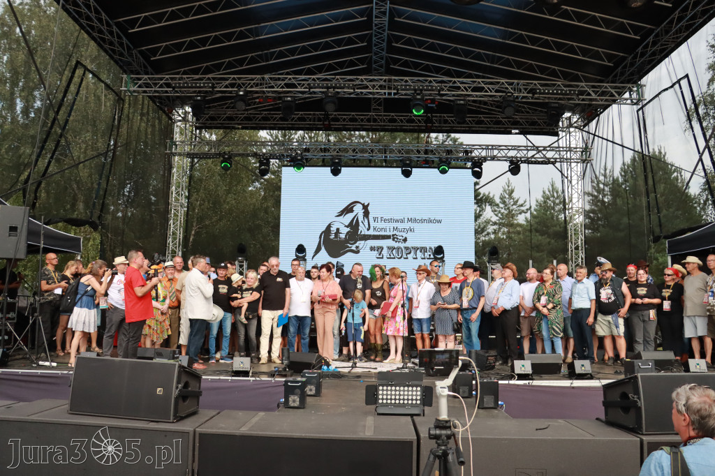 Fotorelacja VIII: Ogłoszenie wyników konkursu MOTO LEGENDY - Festiwal z Kopyta w Gniazdowie